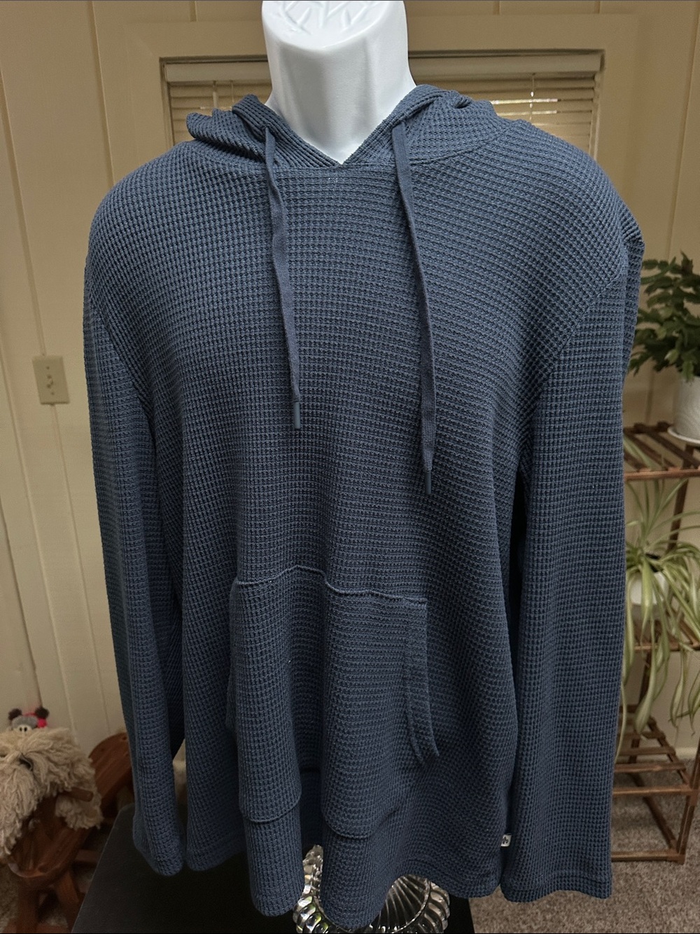 RAINFOREST Waffle-Knit Hooded Pullover in Slate Blue